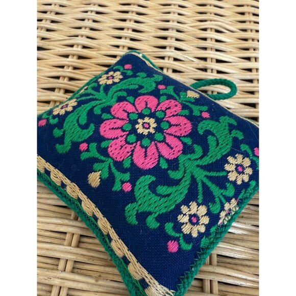 Vintage 50's Scandinavian Floral Embroidered Pincushion - Picture 2 of 5
